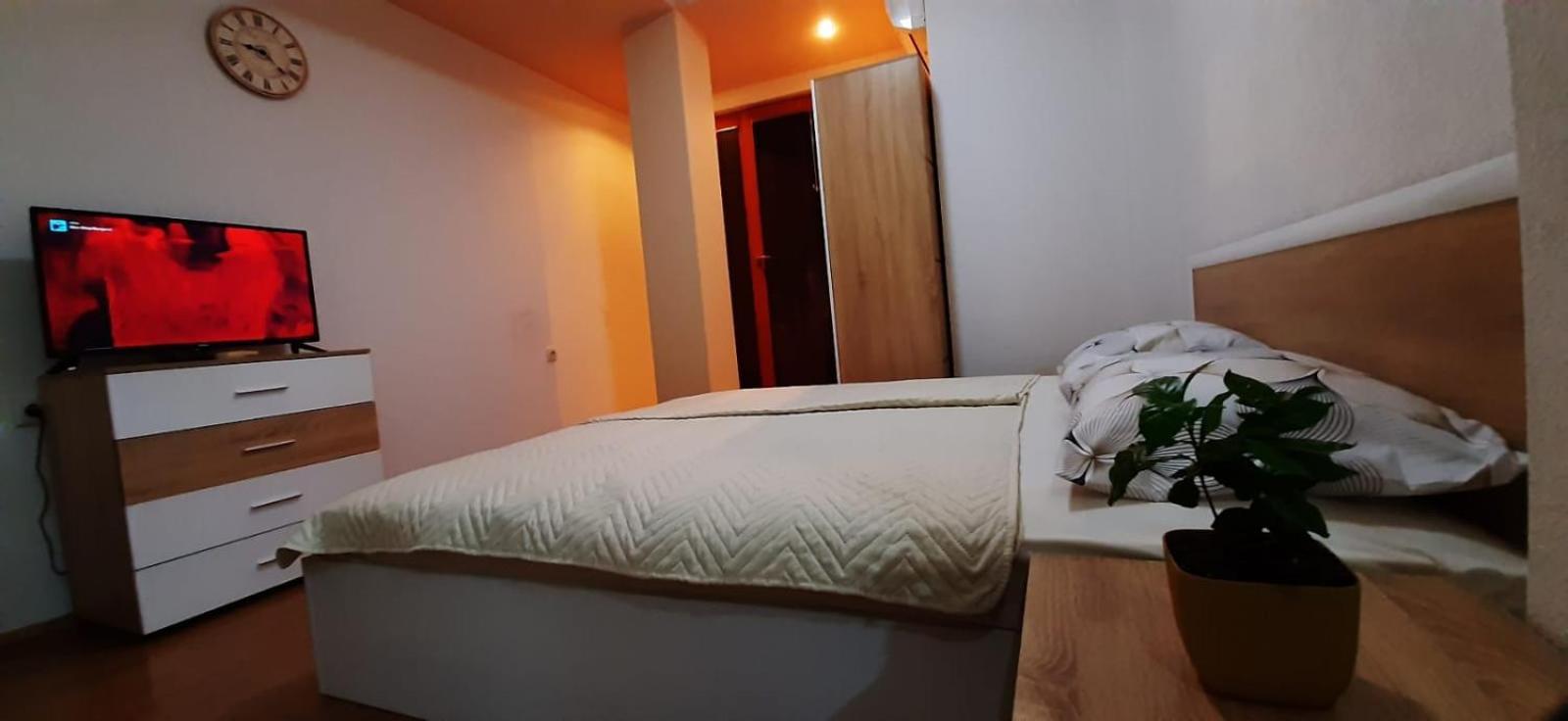 Apartment Riki 3 Near Bus Station Ohrid Bilik gambar