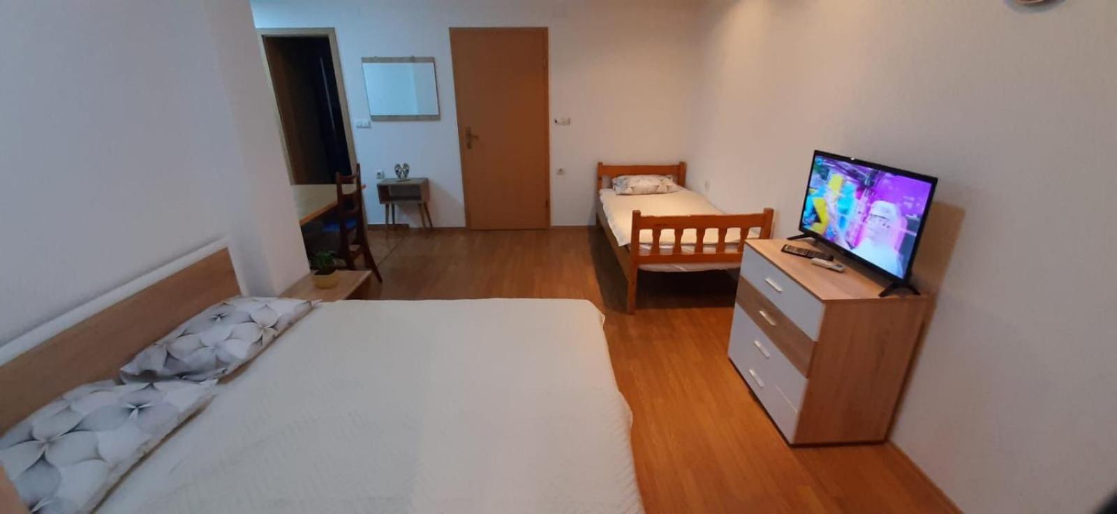 Apartment Riki 3 Near Bus Station Ohrid Bilik gambar
